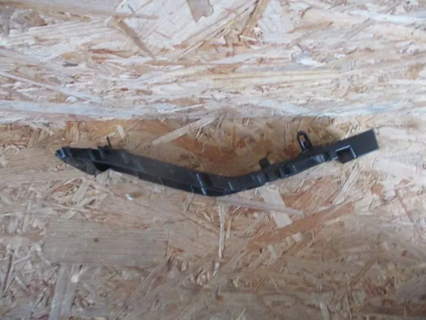 Scivolo Paraurti Anteriore Sinistro Toyota Yaris Cross image 4