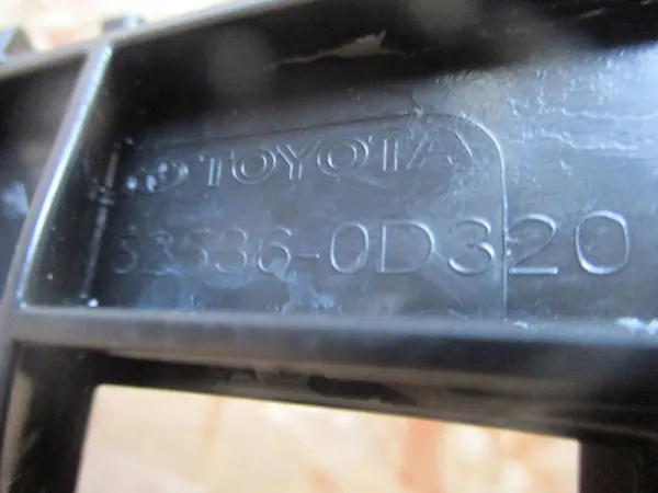 Scivolo Paraurti Anteriore Sinistro Toyota Yaris Cross image 6