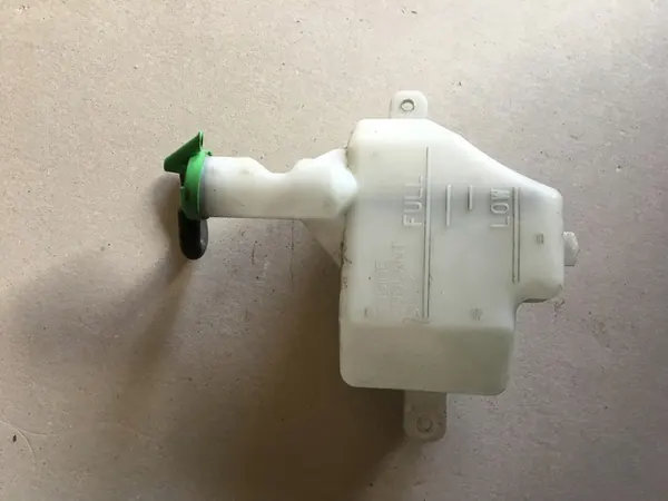 Kühlmittelbehälter SUZUKI VITARA III 15- 1.4 Turbo K14C image 2