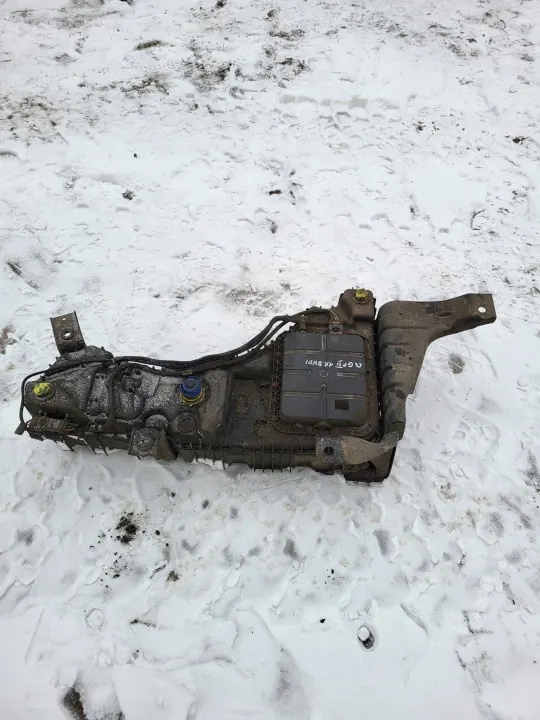 Tanque AdBlue OEM 9818559480 para Citroen Peugeot image 7