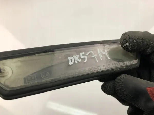 Cadre d'éclairage plaque OEM 8050 pour Kia Sorento I image 3