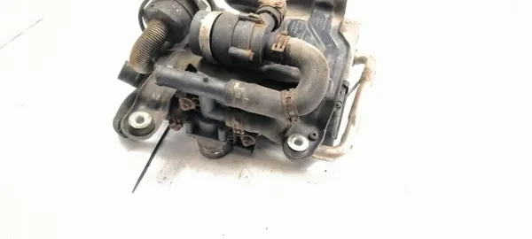 Audi A8 S8 D3 standverwarming OEM 4E0265335 image 3