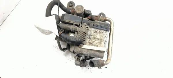 Audi A8 S8 D3 standverwarming OEM 4E0265335 image 4