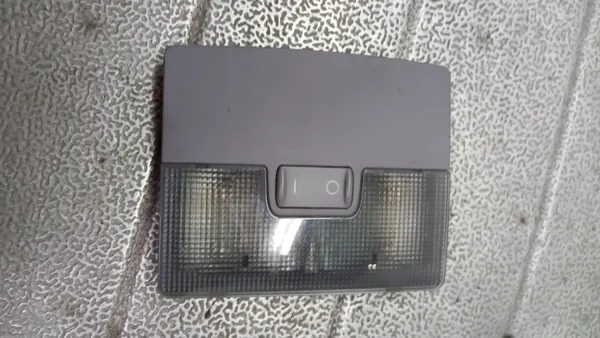 Audi A6 C5 Interieurverlichting OEM 01 - Gebruikt image 2