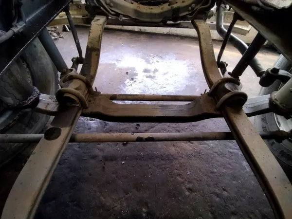 Vorderachsträger OEM 22208214 für Renault Gama T image 2