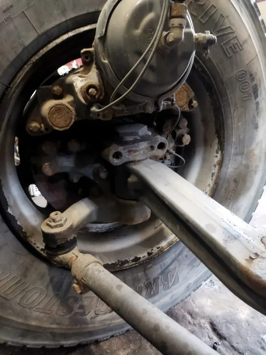 Vorderachsträger OEM 22208214 für Renault Gama T image 3