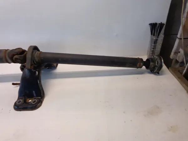 VOLVO XC70 2 II 2.4 D5 Drivaxel P30787840 image 2