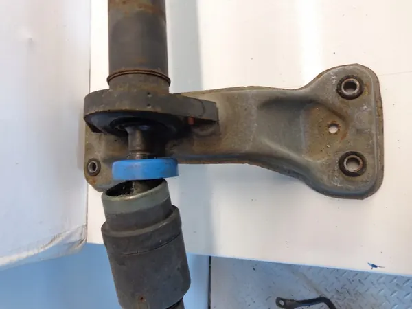 VOLVO XC70 2 II 2.4 D5 Drivaxel P30787840 image 6