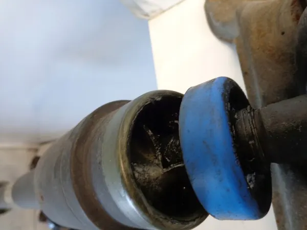 VOLVO XC70 2 II 2.4 D5 Drivaxel P30787840 image 7