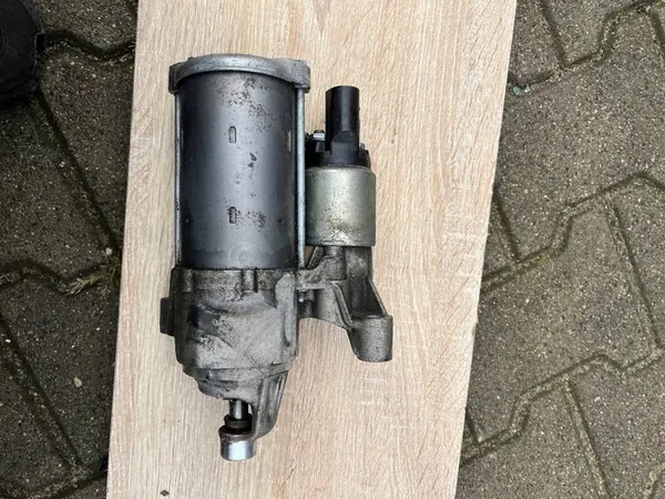 AUDI A4 B9 2.0 TDI Motor de arranque 04L911021B image 4