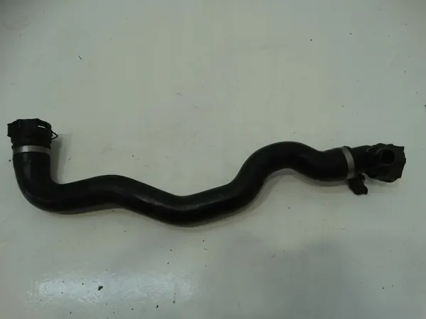Manguera superior del radiador BMW F30 F31 image 2