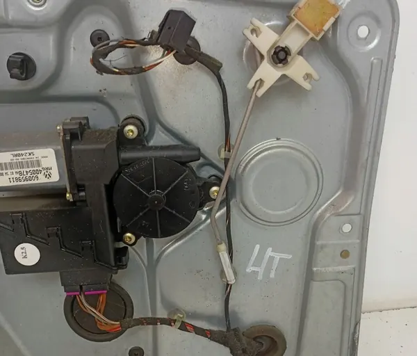 Elemento do mecanismo da janela traseira esquerda Skoda Fabia 1.9 TDI image 4