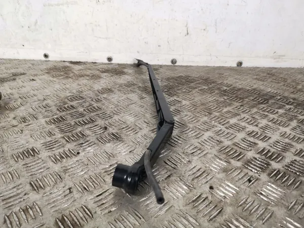 Subaru Forester Wischerarm OEM FBZ14673 - Gebraucht image 3