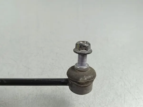 OEM FOB56863 Stabilisatorlenker vorne für KIA Stinger image 3