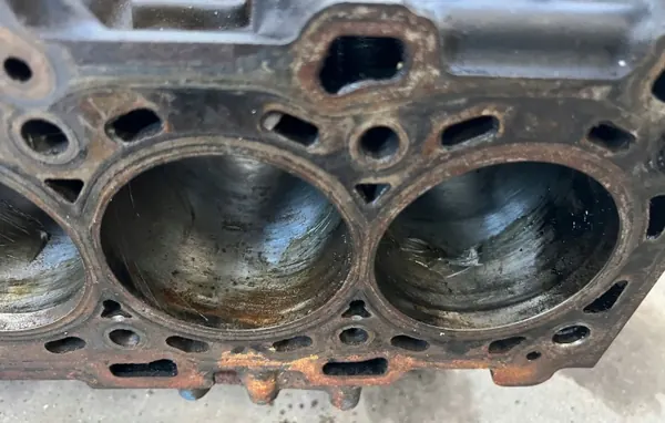 Bloco motor M9R 2.0DCI para Renault Trafic II, Opel Vivaro A image 4