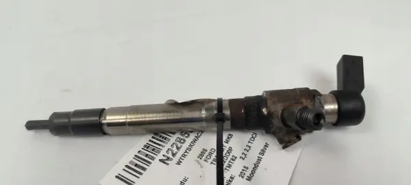 Inyector usado para Ford Transit MK8 - Pieza OEM image 2