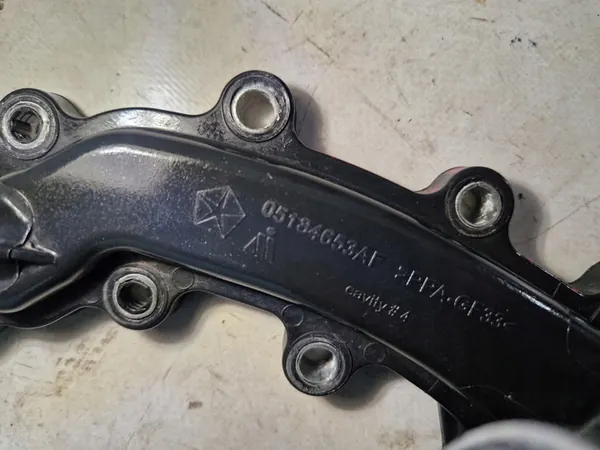 Dodge Charger 2019 3.6 V6 Termostaatti Kotelo 05184977AE image 5