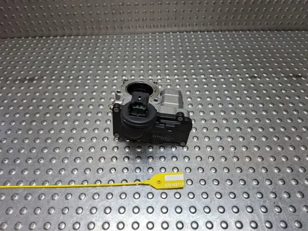 Spjällhus OEM S25165719 för Nissan Micra K12 image 2