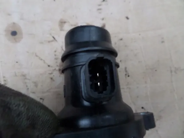 Carcasa de termostato Opel Corsa D Astra J A14XER image 4