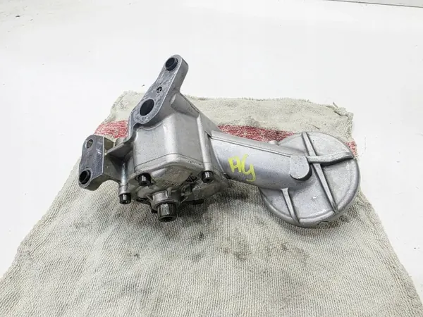 Audi OE 059115105AG Oliepomp - Gebruikt image 2