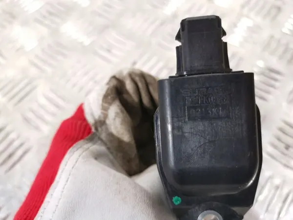 Bobina de encendido Subaru Forester OEM 9213K1 image 3