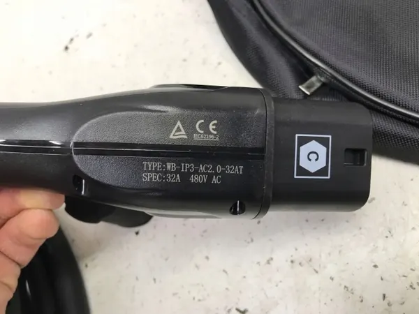 Câble de charge BYD SEAL 2024-25 OEM 14038114-00 image 5