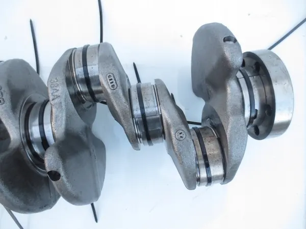 Vevaxel VW T6 T5 Golf VII Crafter Caddy IV 2.0 TDI 04L image 3