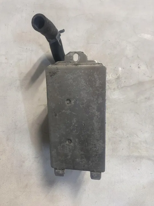 Enfriador de aceite Volvo V40 II 2.0 D3 OEM 31319313 image 4
