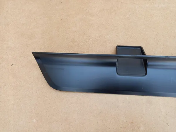 TESLA MODEL 3 LIFT HIGHLAND 23- Right Front Sill Cover 1763670-00 image 5