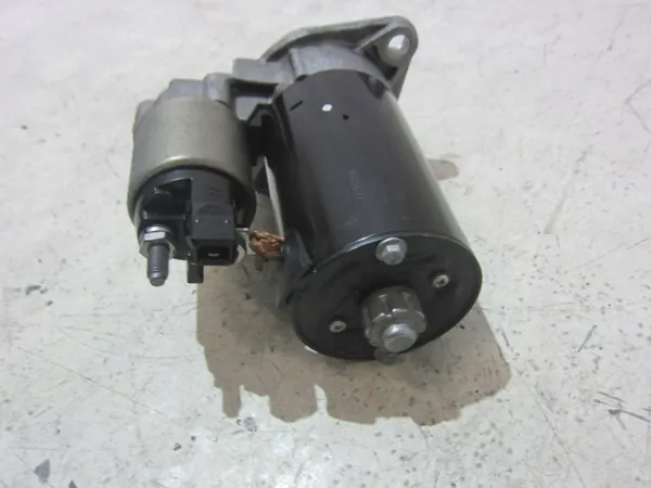 Motor de arranque BMW F30 N20 328I 12417638194 image 5
