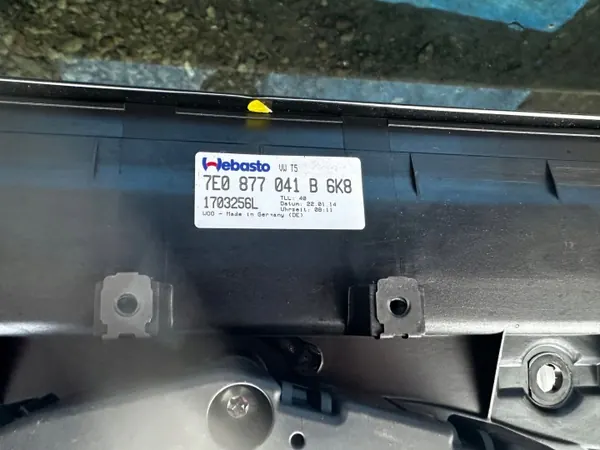 Techo Solar VW T5 T6 Completo OEM 7E0877041B Usado image 4