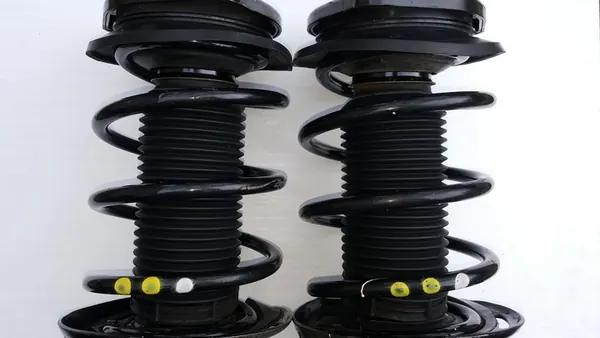 MERCEDES W204 W207 Stötdämpare A2073231100 A2073231200 image 3