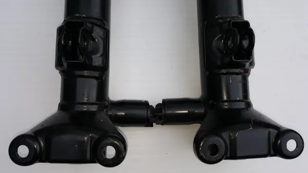 MERCEDES W204 W207 Stötdämpare A2073231100 A2073231200 image 4