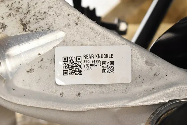 Mozzo posteriore sinistro Tesla Model 3 image 9