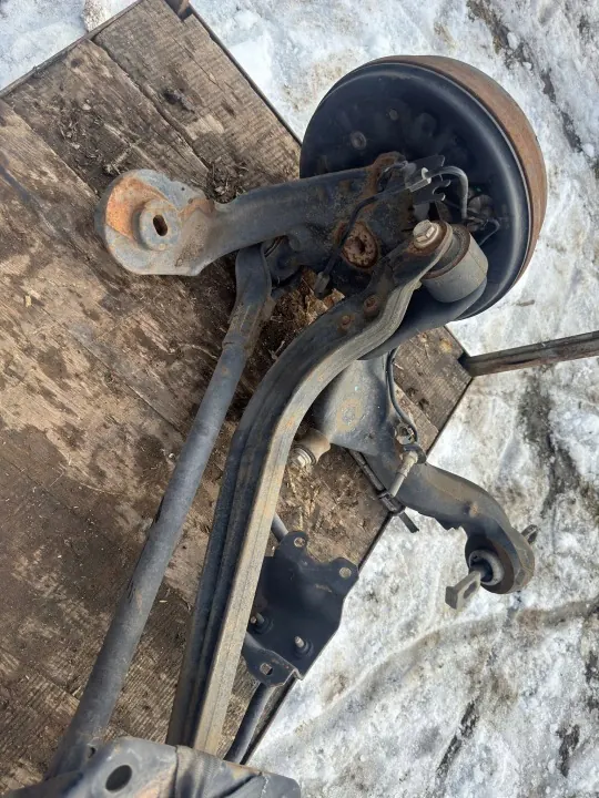 Poutre d'essieu arrière OEM 17R pour Fiat Doblo II, Opel Combo II image 5