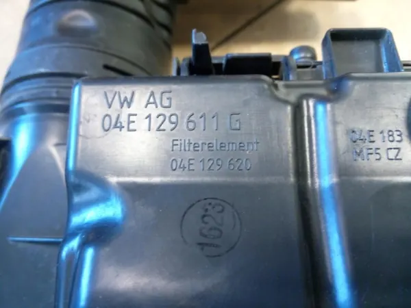 Luftfiltergehäuse OEM 04E129611G für VW Golf VII image 7