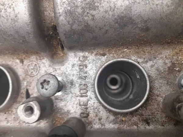 Cabeza de Cilindro Volkswagen GOLF SPORTSVAN 2017 OEM 04E103064L image 8