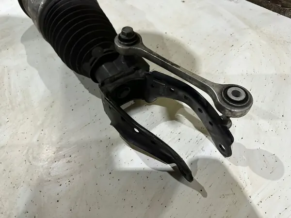 Amortisseur pneumatique avant Porsche Cayenne 7P5616039AF image 4