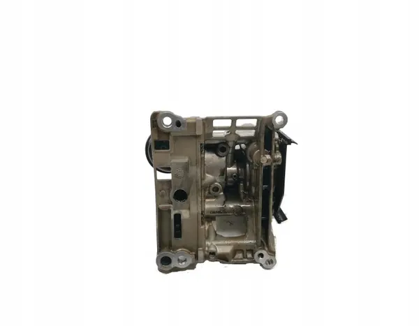 Käytetty MINI öljypumppu OEM 7823007 BMW 2.0D N47C20 image 6