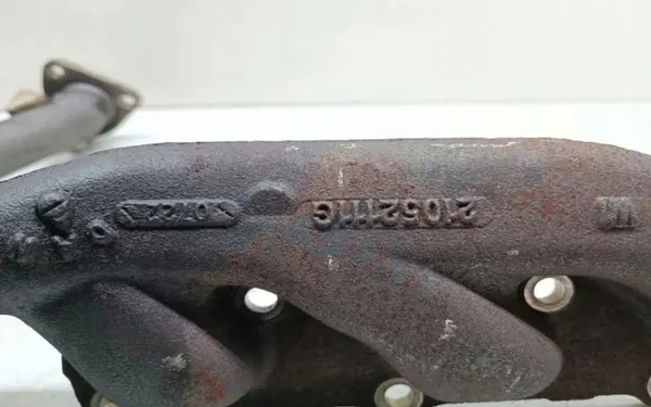 Pakoputken keräin OEM 21052111G Jeep Grand Cherokee image 3