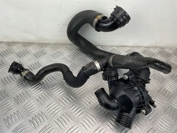 Termóstato OEM 11537601158 para BMW Motor N55 image 2