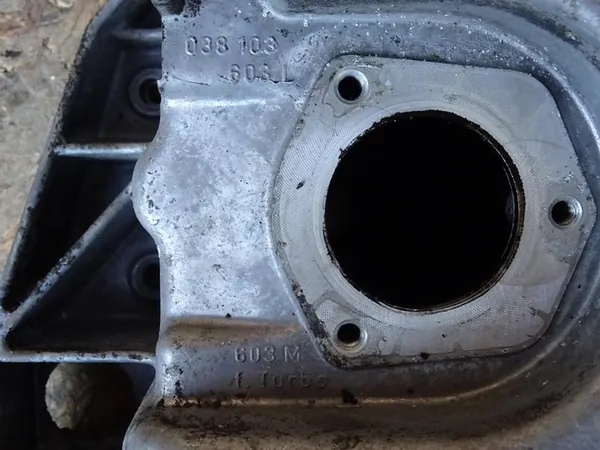 AUDI S3 8L TT 8N GOLF IV LEON I OLJEFAT 038103603M image 3