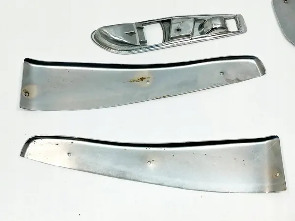 Mercedes-Benz dörrdelar OEM A1237230124 för SL R107 image 6