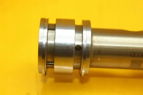 OEM 06E109101AM Rechter Einlass-Nockenwelle Audi A6 C6 3.2 FSI image 4