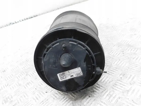 Ilmajousi OEM 4M0616001AD Vasen Taka - Audi Q7 II image 3