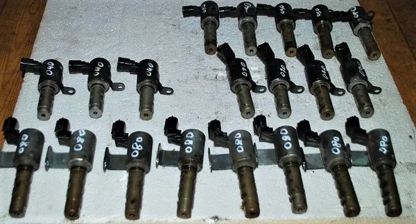 Öljynpaineventtiili AVCS Subaru 3.0 image 2