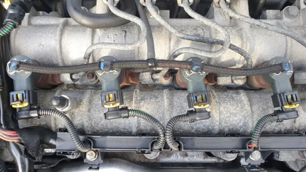 Inyector OEM 0445110243 para Fiat Croma 1.9 JTD image 9