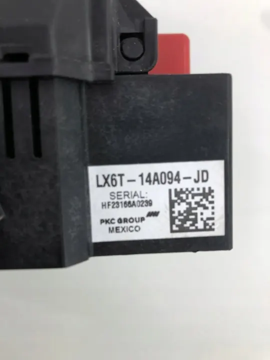 Bloco de fusíveis e relés LX6T-14A094-JD para Ford Maverick image 5