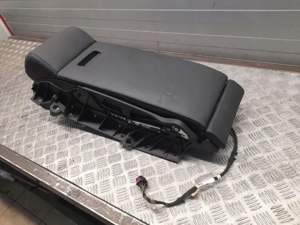 Audi A8 S8 D4 achterste armsteun OEM 4H0885076L image 6