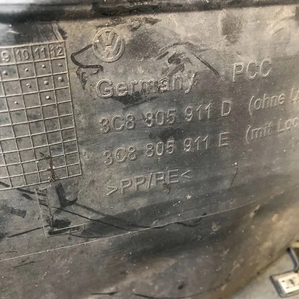 Etupyörän kaari Volkswagen PASSAT CC 3C8805911D image 2